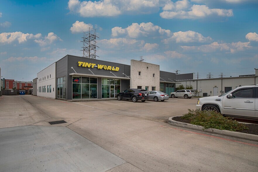 More Photos Of 145 Magellan Cir, Webster Light Distribution For Sale