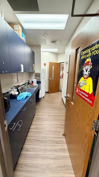 More Photos Of 9113 Blair Rd, Mint Hill Specialty For Lease