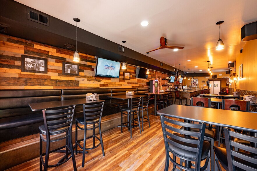 More Photos Of 230 Main St, Hobart Movie Radio TVStudio For Sale