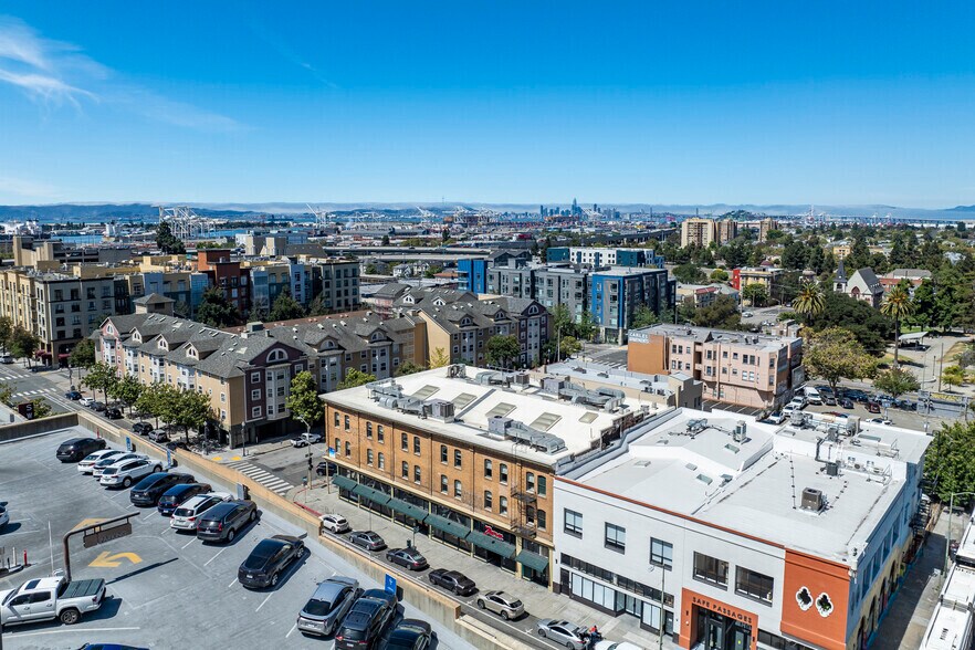 More Photos Of 570 10th St, Oakland Office For Lease