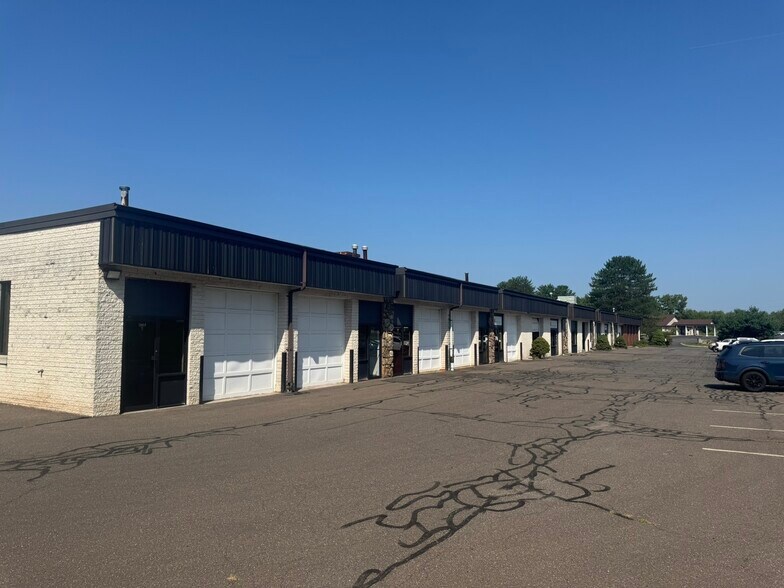 More Photos Of 18 Thompson Rd, East Windsor Light Manufacturing For Lease