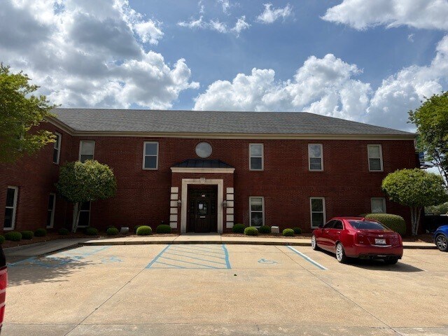 Primary Photo Of 4252 Carmichael Rd, Montgomery Office For Sale