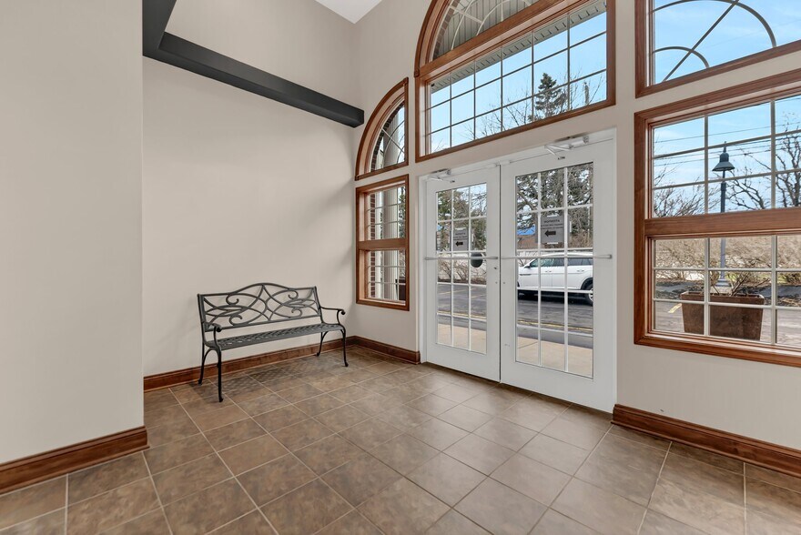 More Photos Of 9095 Main St, Clarence Medical For Lease