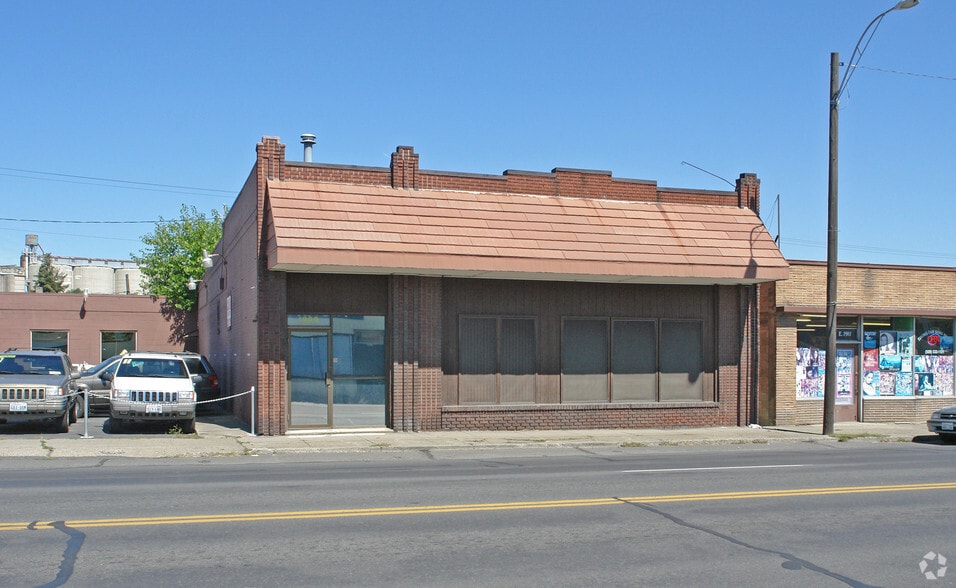 Primary Photo Of 1907-1909 E Sprague Ave, Spokane Storefront For Lease