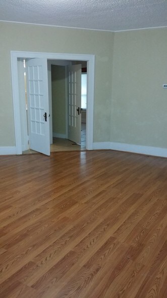 More Photos Of 810 Classen Blvd, Norman Apartments For Sale