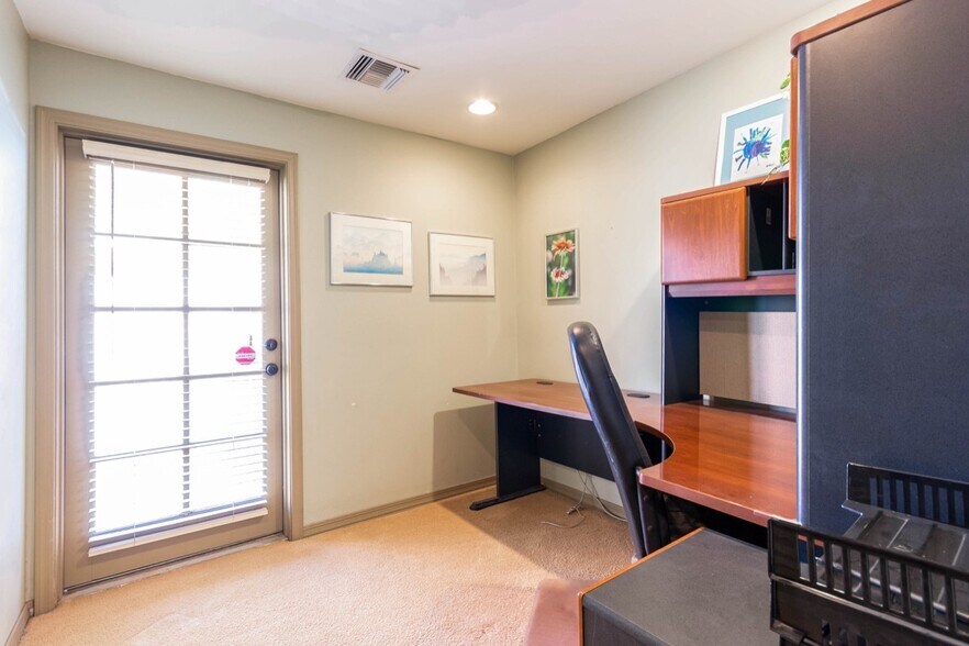 More Photos Of 207 E Monterey Way, Phoenix Office Residential For Sale