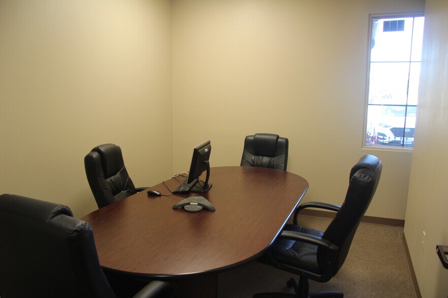 More Photos Of 12001 W Parmer Ln, Cedar Park Office For Lease