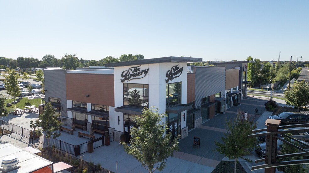 More Photos Of 1184 S Silverstone Way, Meridian General Retail For Sale