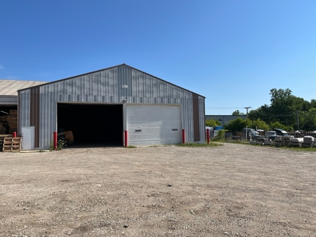 Primary Photo Of 3300 21st St, Zion Warehouse For Lease