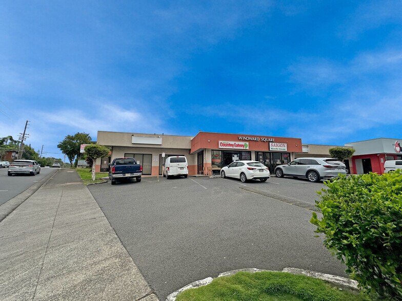 More Photos Of 45-1151 Kamehameha Hwy, Kaneohe Restaurant For Lease