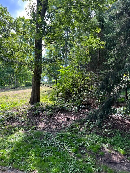 More Photos Of 131 Barclay Dr, Stamford Land For Sale