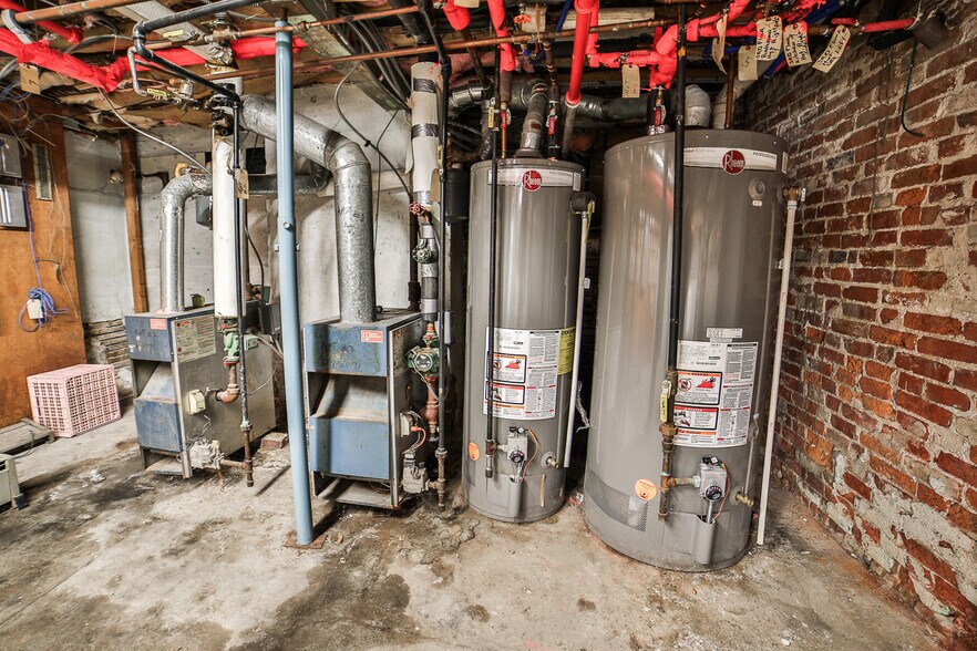 More Photos Of 176 North St, Buffalo Apartments For Sale