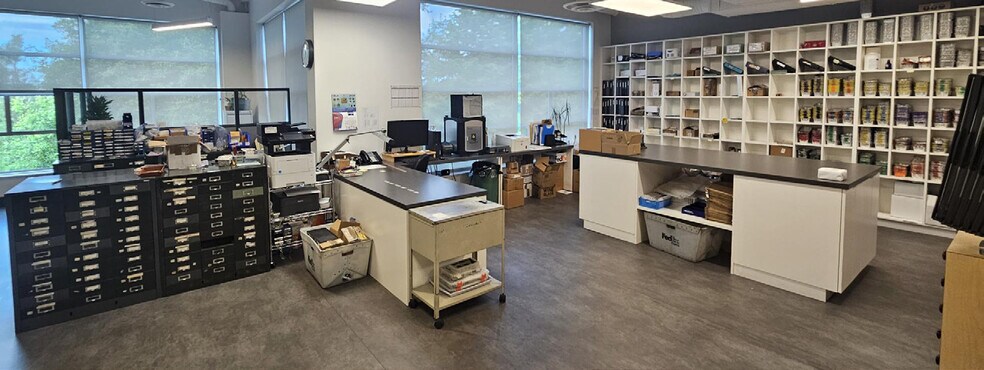 More Photos Of 5489 Byrne Rd, Burnaby Light Manufacturing For Sale