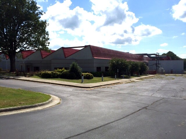 More Photos Of 1803 N Main St, Roxboro Manufacturing For Lease