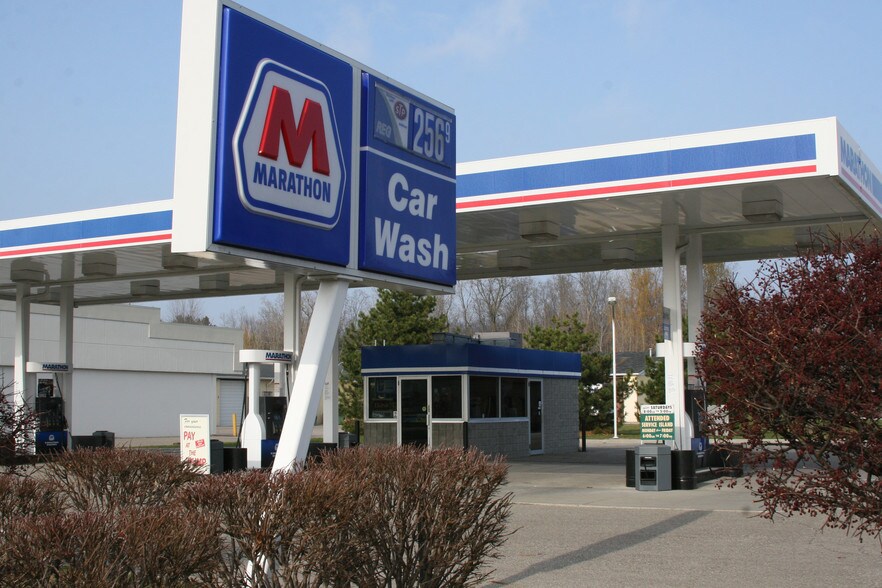 More Photos Of 7000 Gratiot Rd, Saginaw Service Station For Sale