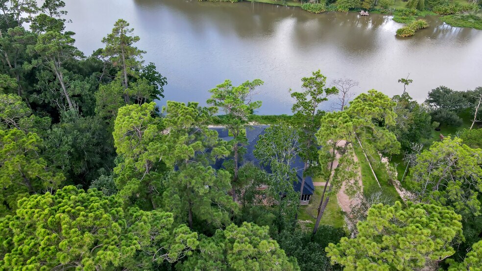 More Photos Of 15937 Stagecoach Rd, Stagecoach Specialty For Sale