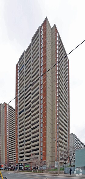 More Photos Of 545 Sherbourne St, Toronto Apartments For Lease