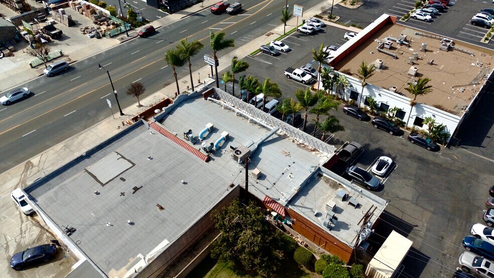 More Photos Of 16503 Whittier Blvd, Whittier Restaurant For Sale