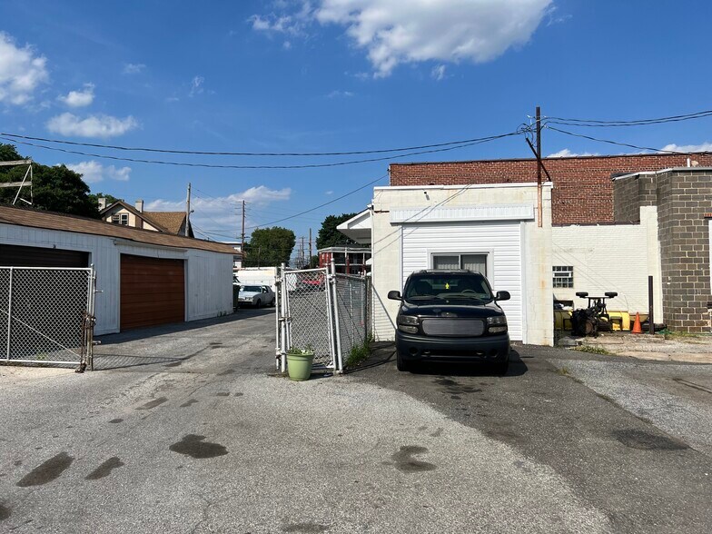 More Photos Of 410 S Springfield Rd, Clifton Heights Industrial For Sale