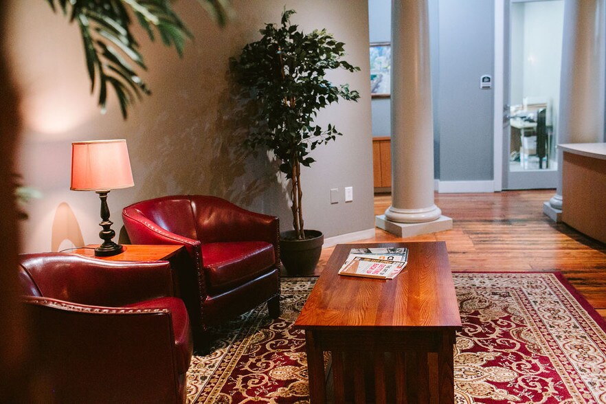More Photos Of 208 E Louisiana St, McKinney Loft Creative Space For Sale