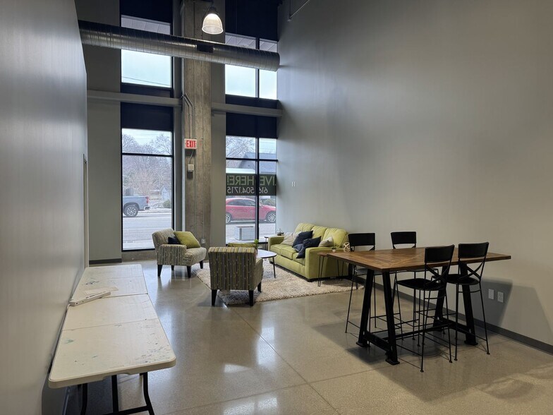 More Photos Of 740 Michigan St NE, Grand Rapids Apartments For Lease