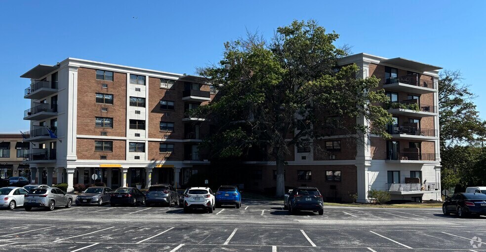 Primary Photo Of 570 W Dekalb Pike, King Of Prussia Office Residential For Lease