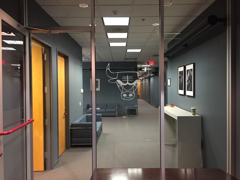 More Photos Of 550 Lake Cook Rd, Deerfield Sports And Entertainment For Sale