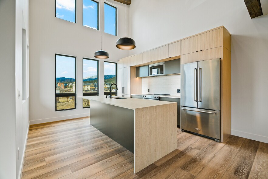 More Photos Of 421 Chestnut St, Buena Vista Apartments For Sale
