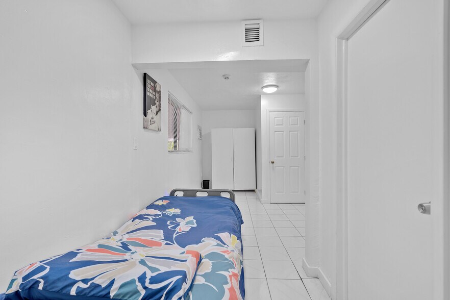 More Photos Of 73 E 47th St, Hialeah Assisted Living For Sale