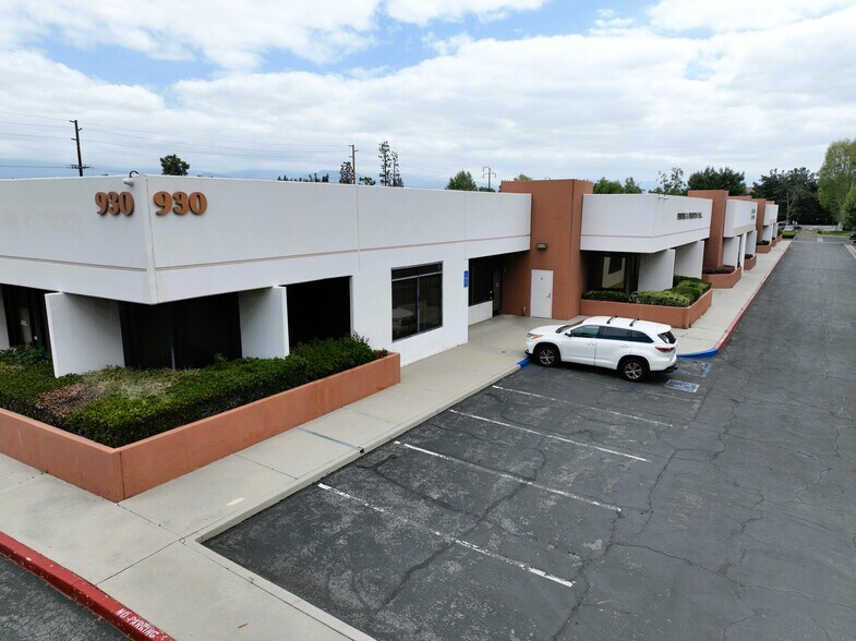 More Photos Of , Colton Unknown For Sale