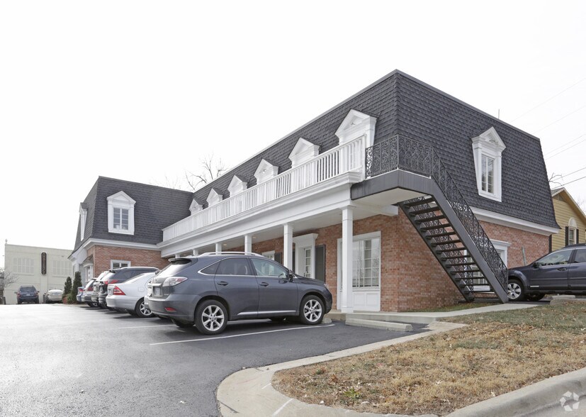 More Photos Of 4800 Rainbow Blvd, Westwood Office For Sale