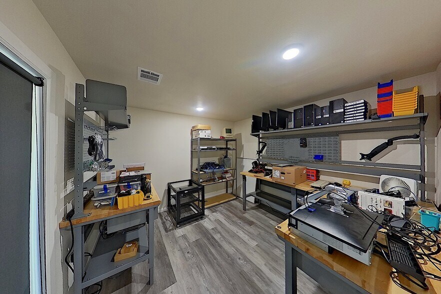 More Photos Of 26519 Oak Ridge Dr, Spring Storefront Retail Office For Sale