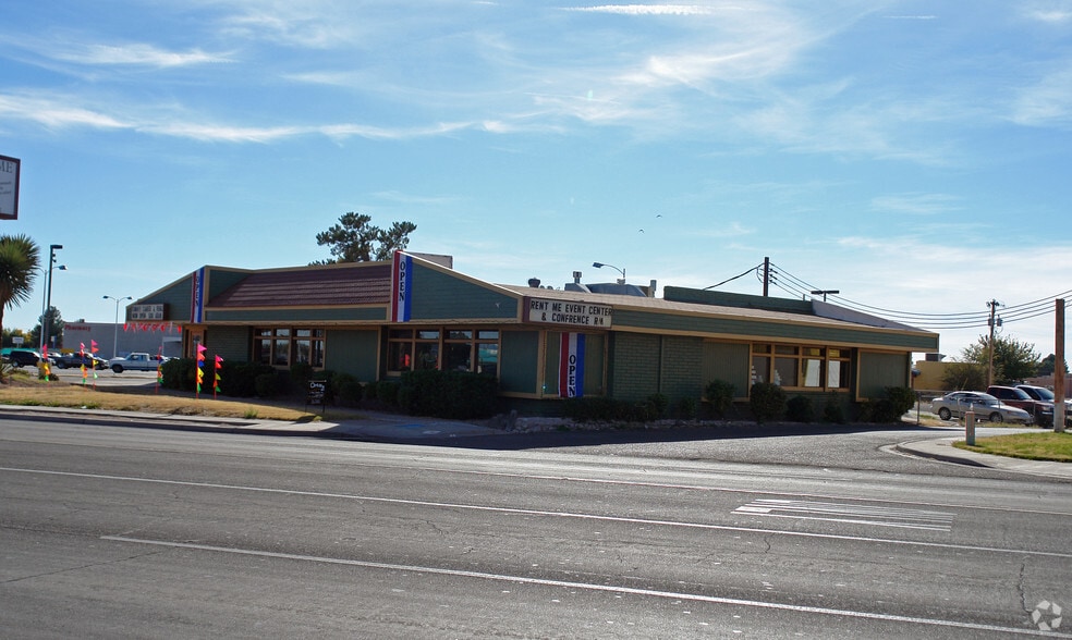 Primary Photo Of 1030 El Paseo Rd, Las Cruces Restaurant For Lease