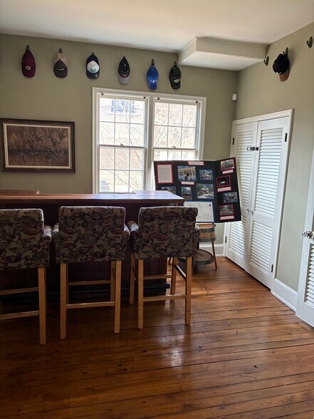 More Photos Of 222 Minnetonka Ave S, Wayzata Storefront Retail Office For Sale