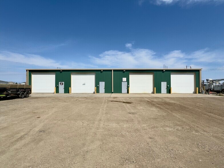 More Photos Of 2107 37th St, Mandan Warehouse For Sale