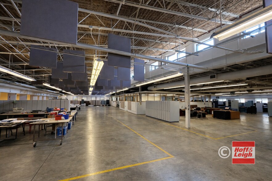 More Photos Of 1490 E 191st St, Euclid Light Manufacturing For Sale