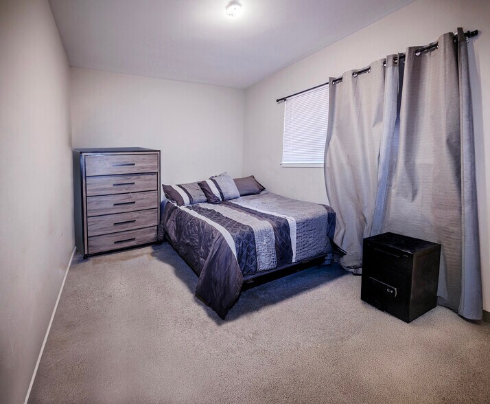 More Photos Of , Redwood City Multifamily For Sale