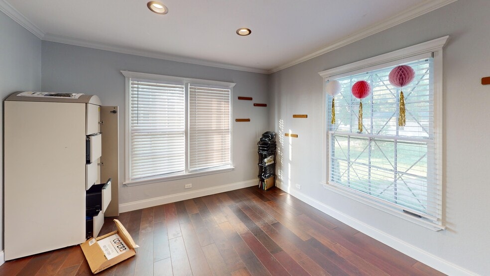 More Photos Of 8117 US Highway 69 N, Tyler Office For Sale