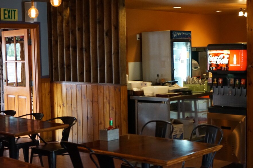 More Photos Of 23360 Lake Manor Dr, Chatsworth Restaurant For Sale