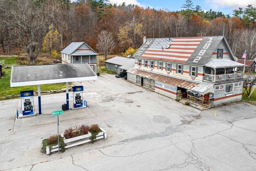 Primary Photo Of 23 Main St, Wardsboro Convenience Store For Sale
