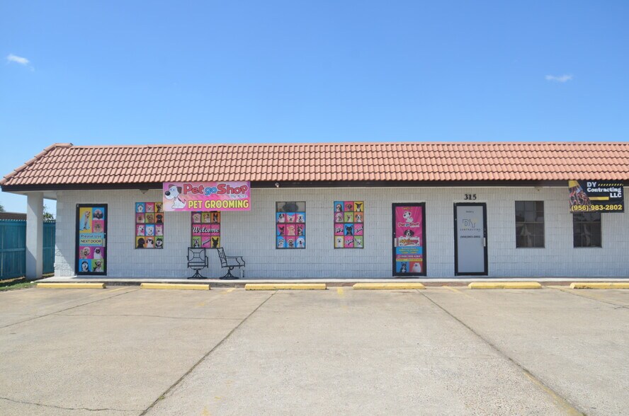 More Photos Of 315 Kings Hwy, Brownsville Storefront For Sale