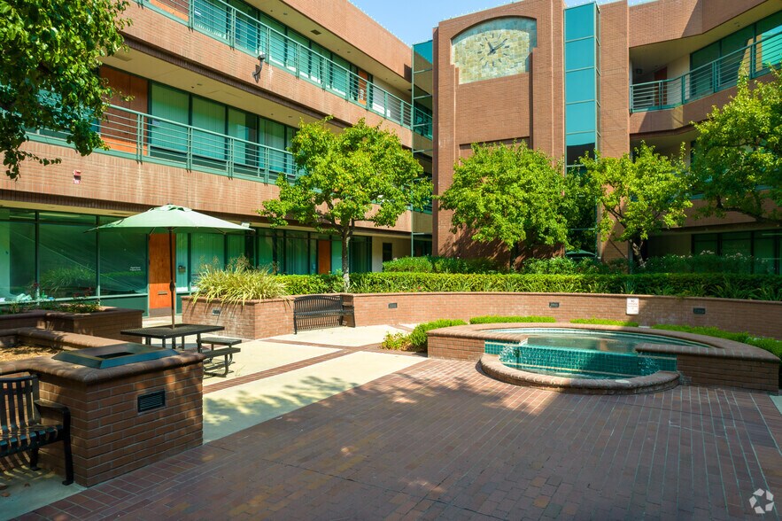 More Photos Of 27450 Ynez Rd, Temecula Medical For Lease