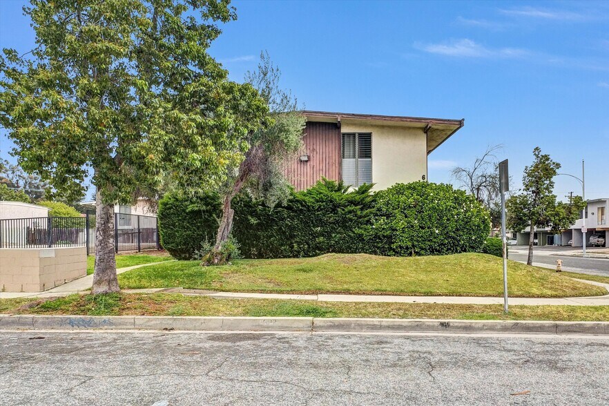 More Photos Of 602 Cedarglen Dr, Azusa Manufactured Housing Mobile Home Park For Sale