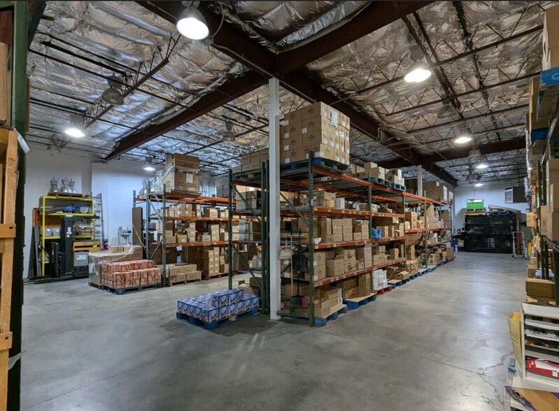 More Photos Of 501 N Service Rd, Saint Peters Warehouse For Sale