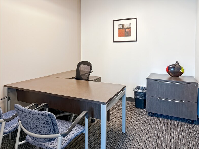 More Photos Of 10200 Forest Green Blvd, Louisville Coworking Space