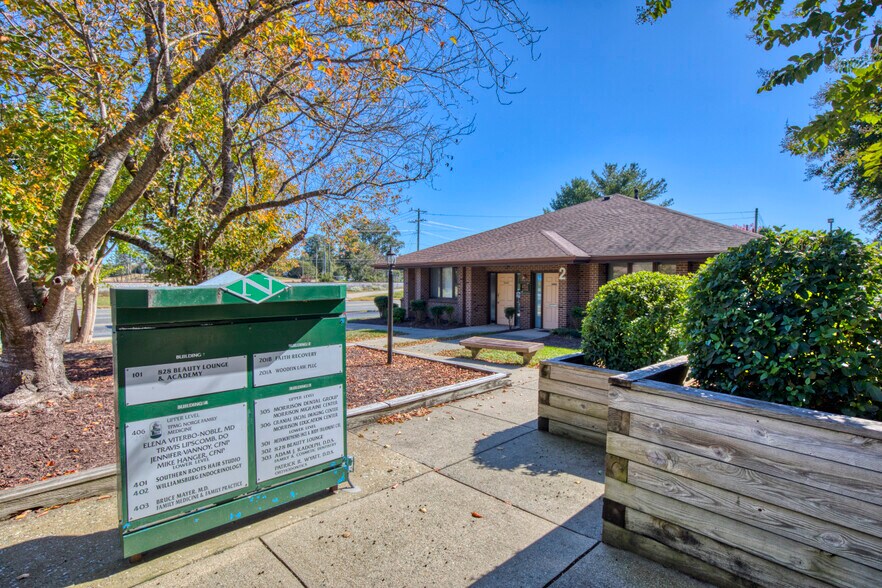 More Photos Of 7151 Richmond Rd, Williamsburg Medical For Lease