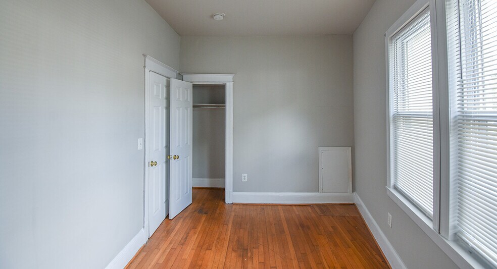 More Photos Of 5611-5615 7th St NW, Washington Apartments For Sale