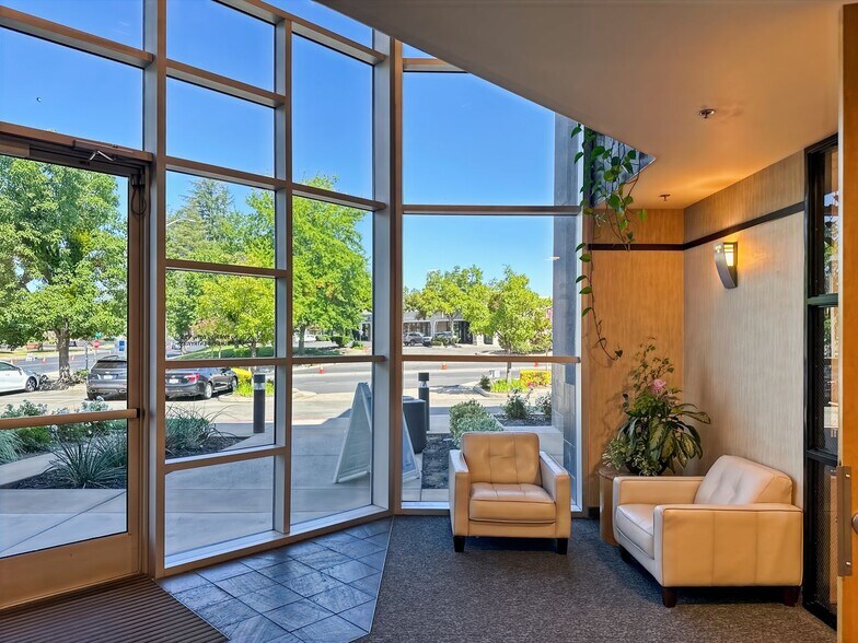 More Photos Of 785 Orchard Dr, Folsom Coworking Space