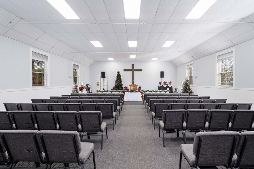 More Photos Of 1025 Maple St, Kingsport Religious Facility For Sale