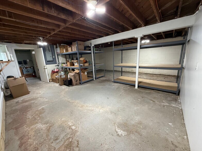 More Photos Of 22 Kent Road, Cornwall Bridge Loft Creative Space For Sale